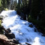 The watefall near Joffre Lakes