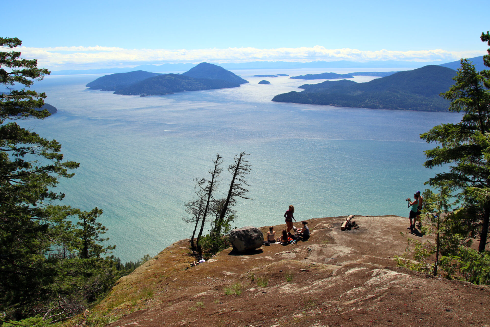 Mountain Views of Howe Sound | Vancouver Trails