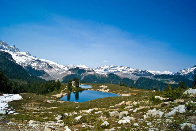 Elfin Lakes Trail