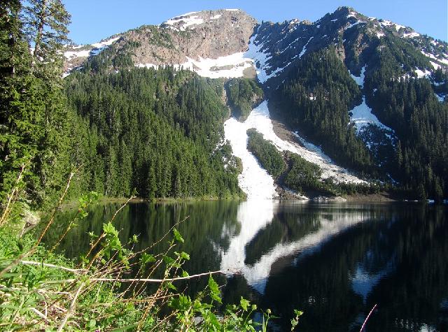 Pierce Lake Trail