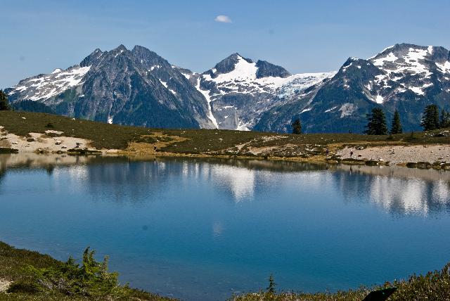 Elfin Lakes Trail