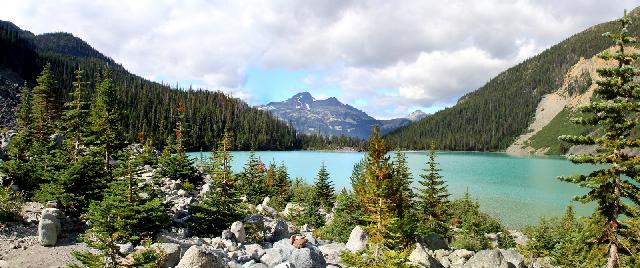 Joffre Lakes Alpine Trail