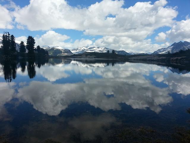 Elfin Lakes Trail