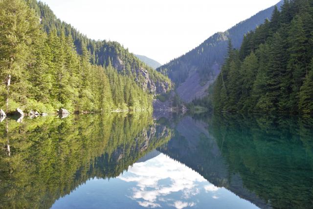 Lindeman Lake