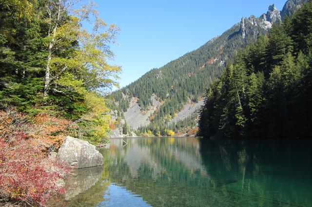 Lindeman Lake