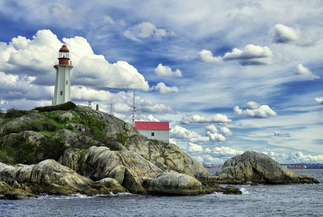 Lighthouse Park - Shore Pine Trail