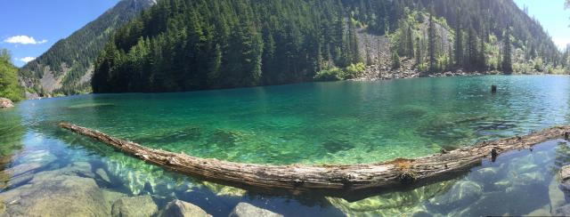 Lindeman Lake