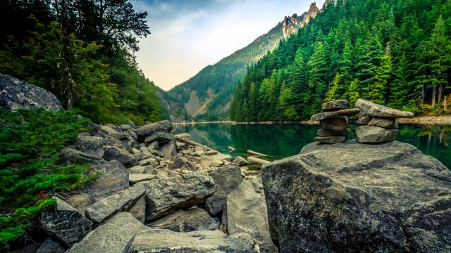 Lindeman Lake