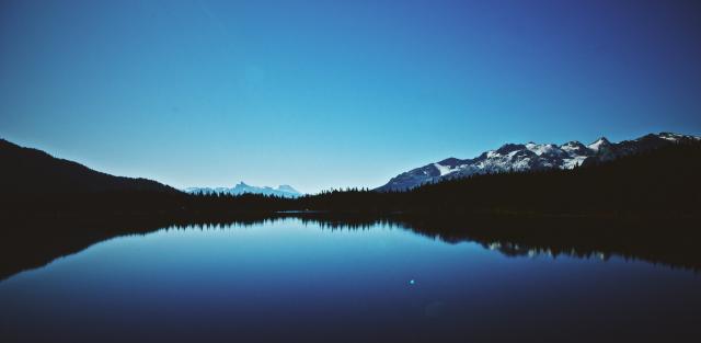 Cirque Lake