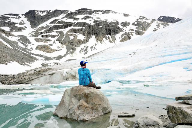 WEDGEMOUNT LAKE