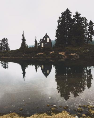 Elfin Lakes Trail