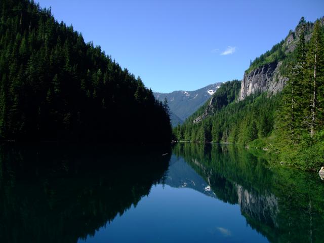 Lindeman Lake