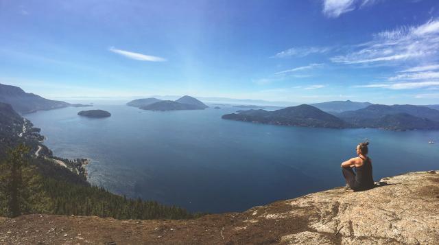 Tunnel Bluffs Hike