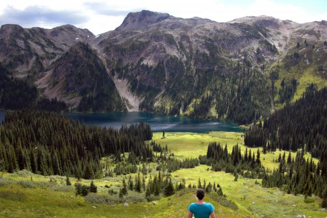 Tenquille Lake Trail