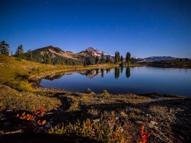 Elfin Lakes Trail