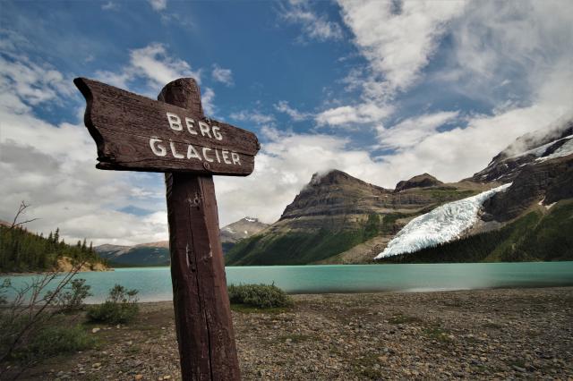 The Berg Lake Trail