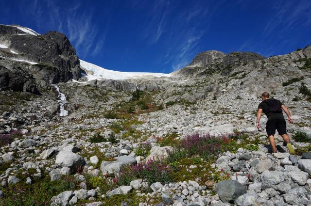 Rainbow Mountain Skywalk Trail