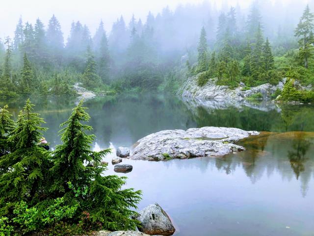 Mystery Lake Trail