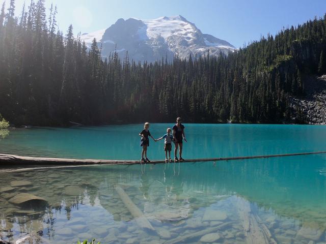 Joffre Lakes Trai