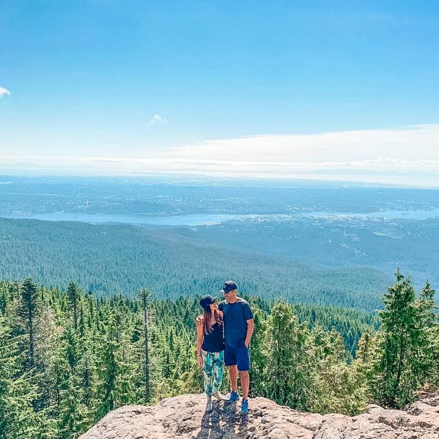 Dog Mountain Trail