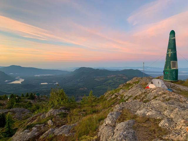 Tin Hat Mountain