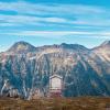 Russet Lake Trail