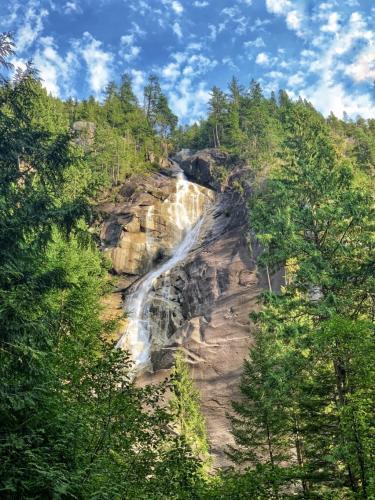 Shannon Falls