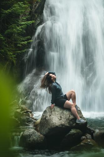 Rainbow Falls Loop