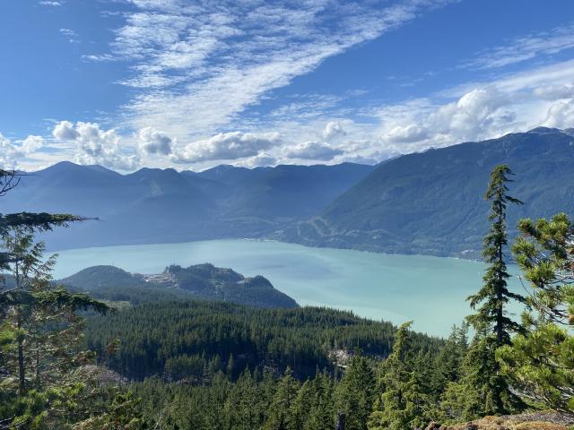 Petgill Lake Trail