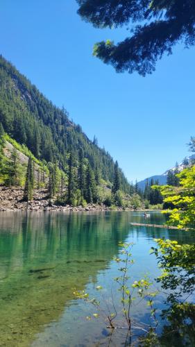 Lindeman Lake