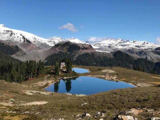 ELFIN LAKES