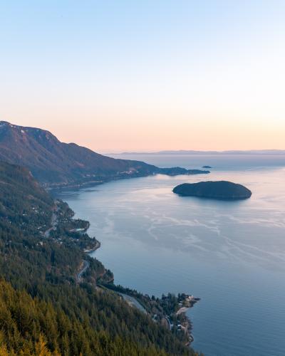 Tunnel Bluffs