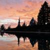 Elfin lakes trail