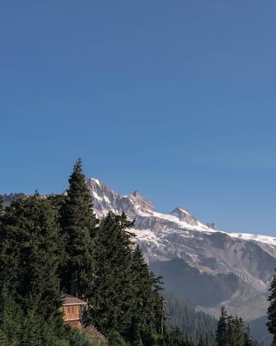 Elfin Lakes Trail