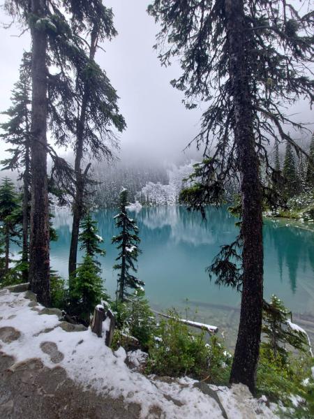 Joffre Lakes Trail