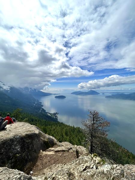 Tunnel Bluffs