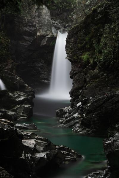 Mamquam Falls Trail