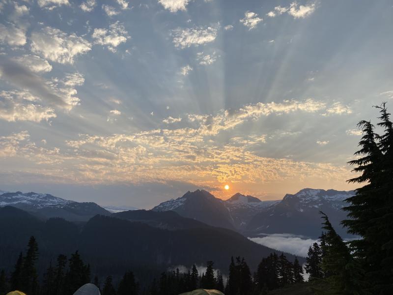 Elfin Lakes Trail